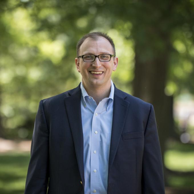 Headshot of ​Timothy Wencewicz​